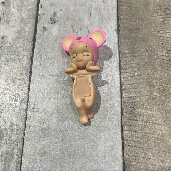Sonny Angel Hippers Sleeping Dreaming Series Mouse mini figure attach me - Picture 1 of 5